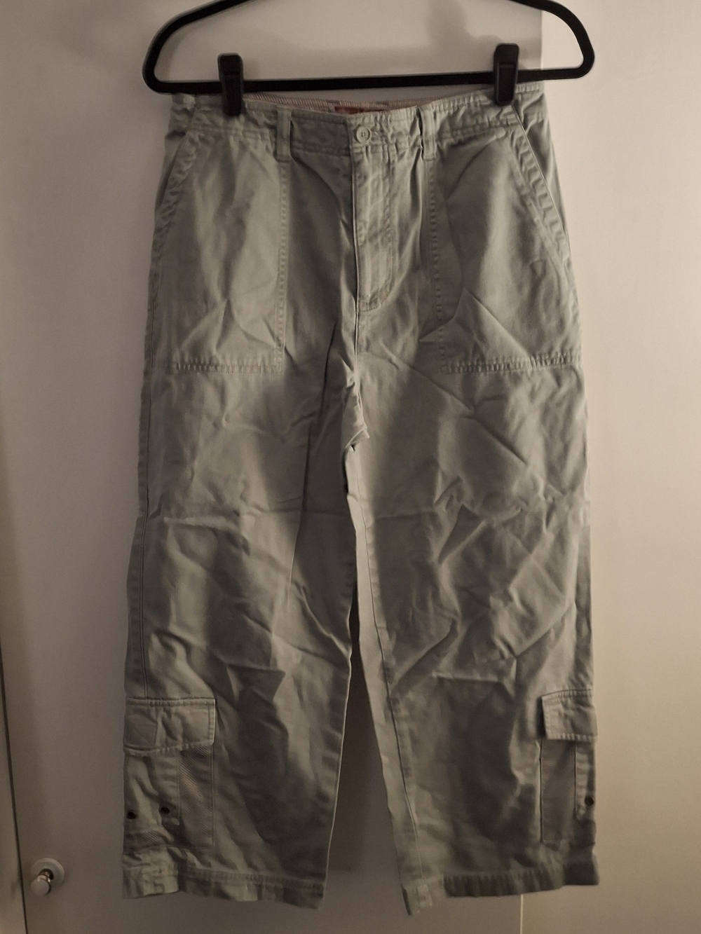 Jamaica Bay Women's Light Sage Cargo Pants - Casual Utility Style